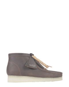 Clarks Round Toe Lace-Up Desert Boots