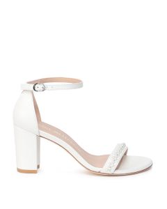 Nearlynude pearls sandals